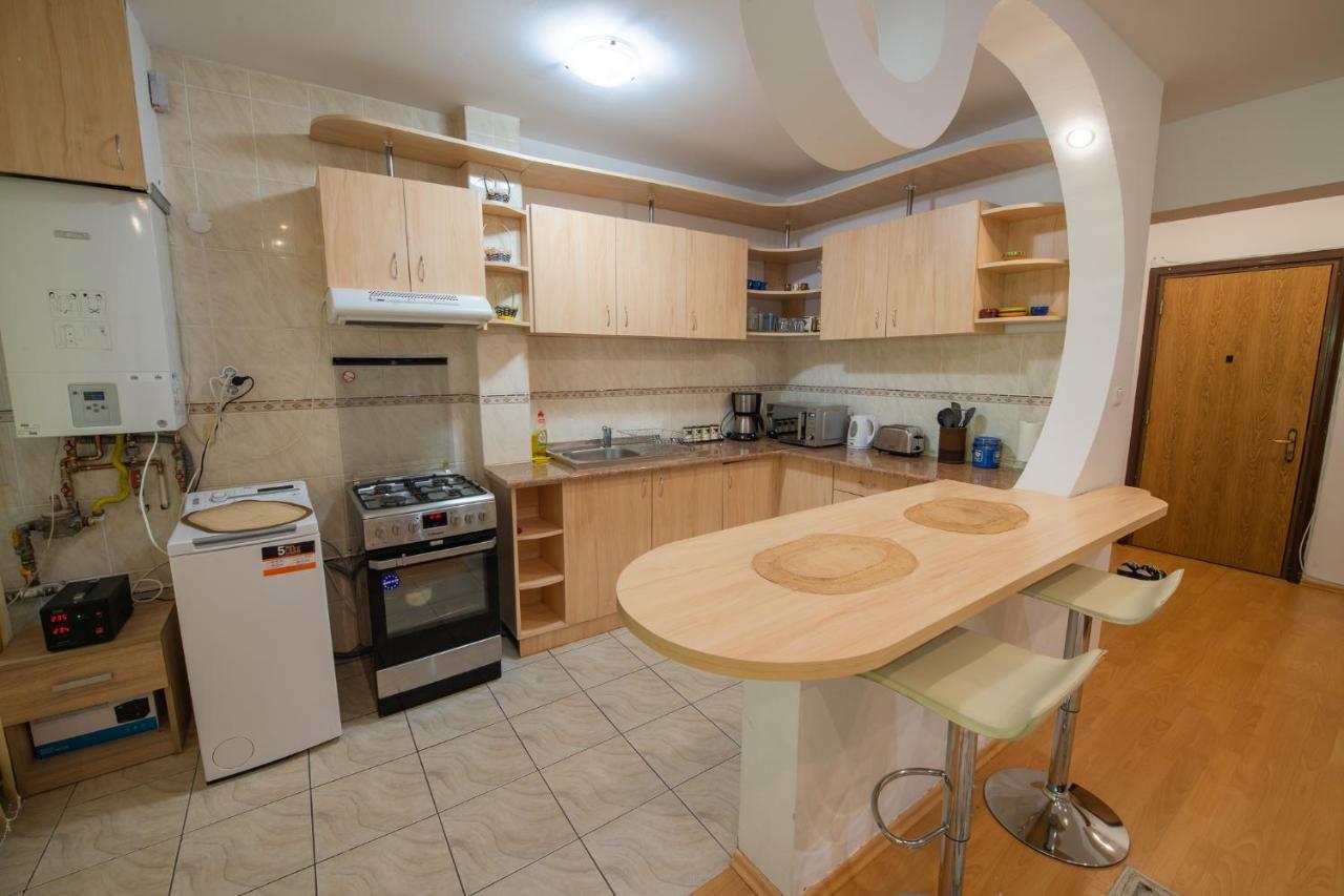 Monik Apartament 锡纳亚 外观 照片